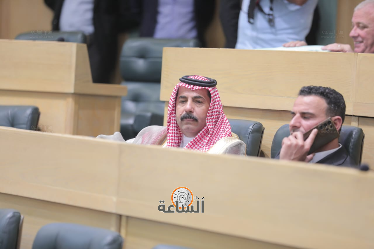 Madar Al-Saa Images 0.33179365661869853