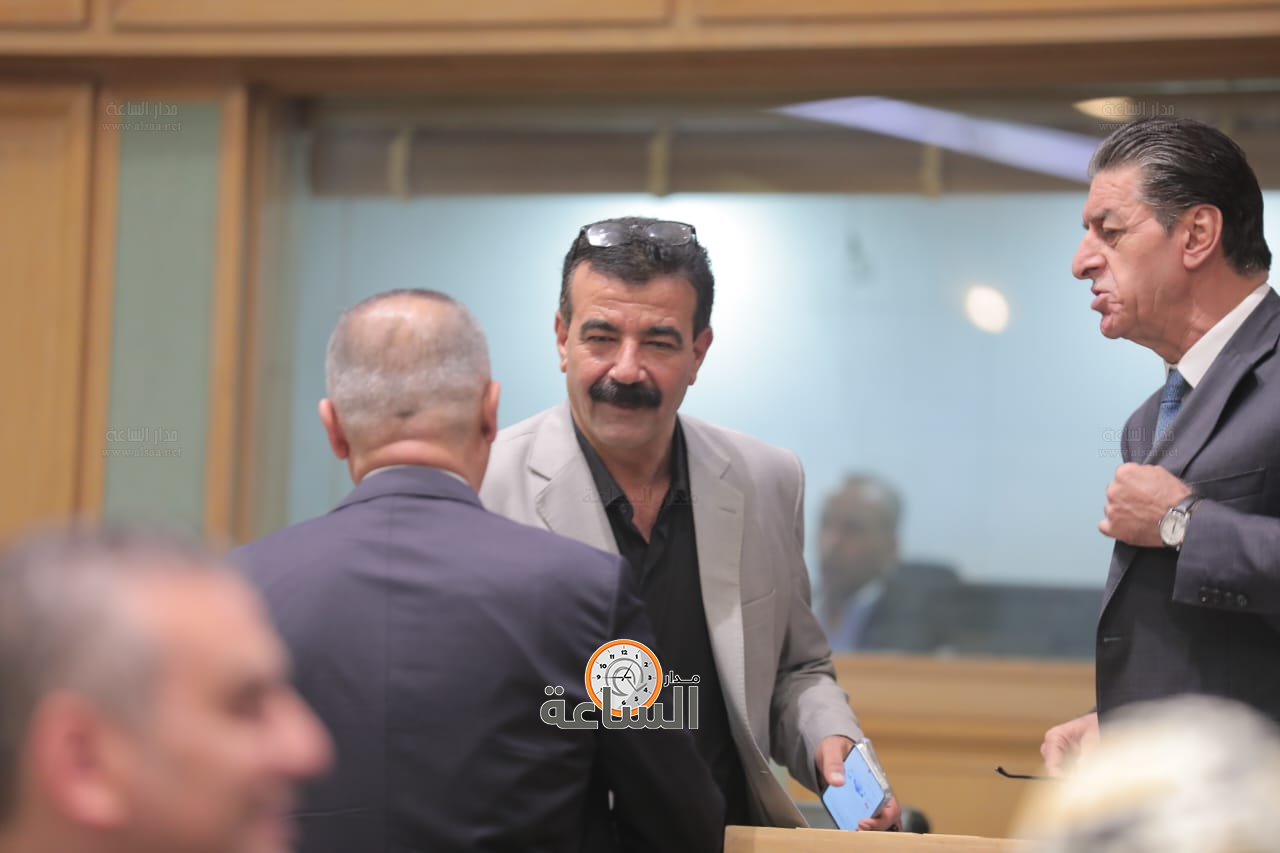 Madar Al-Saa Images 0.5830111643499195