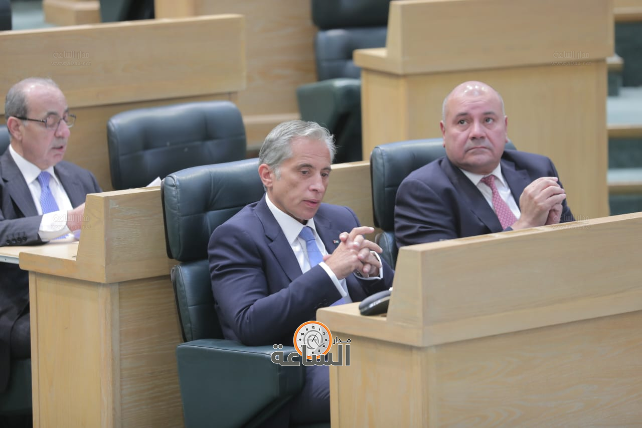 Madar Al-Saa Images 0.719873785123147