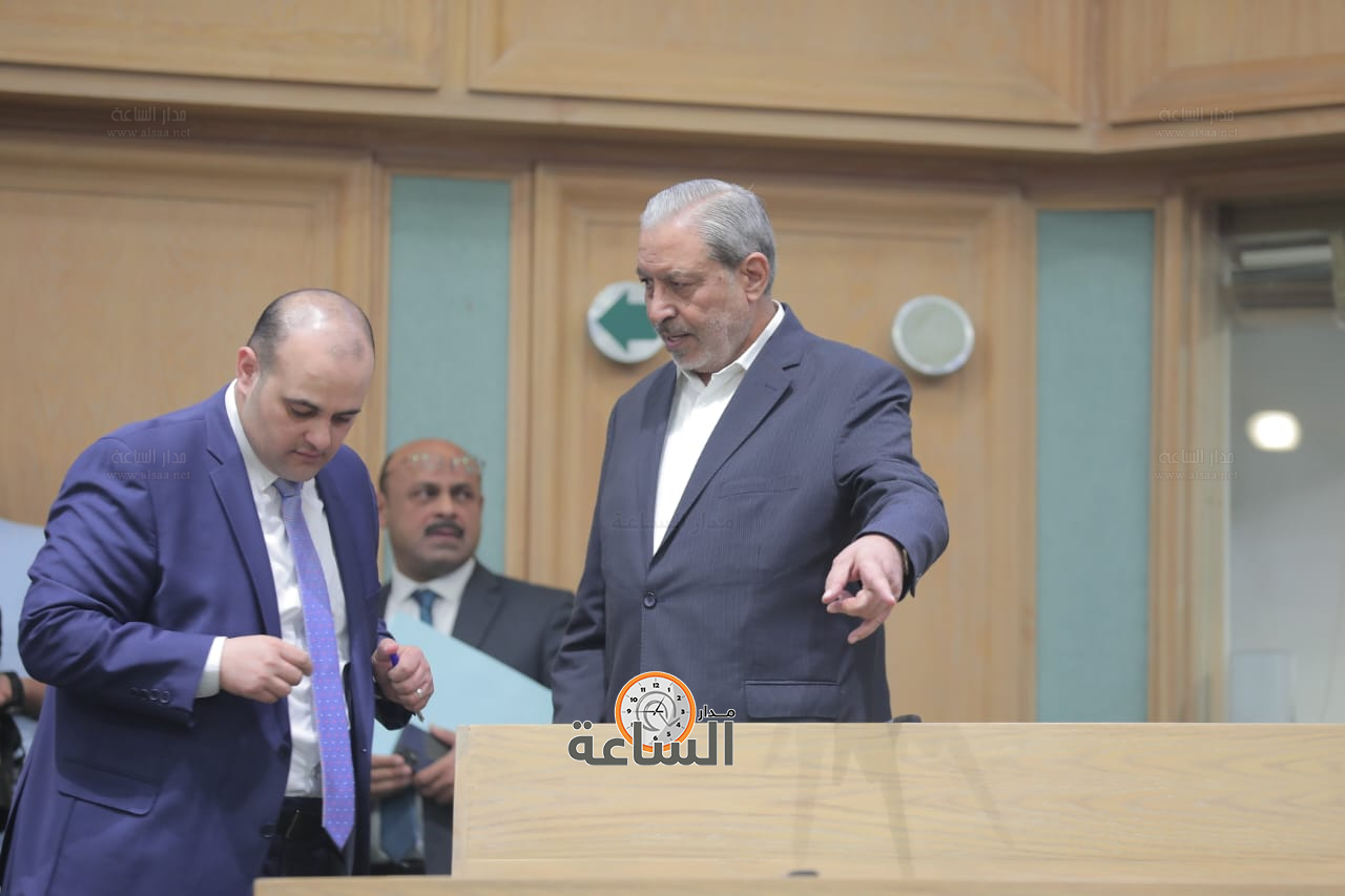 Madar Al-Saa Images 0.15708324232994986