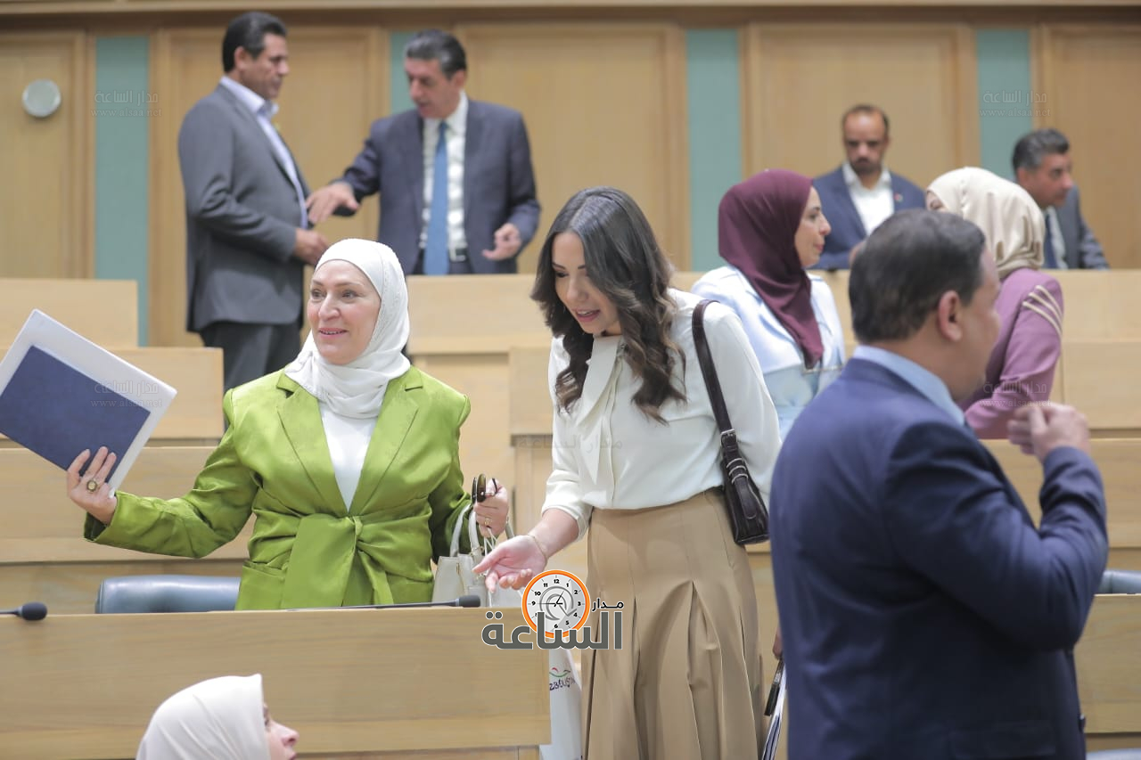 Madar Al-Saa Images 0.246281858936365