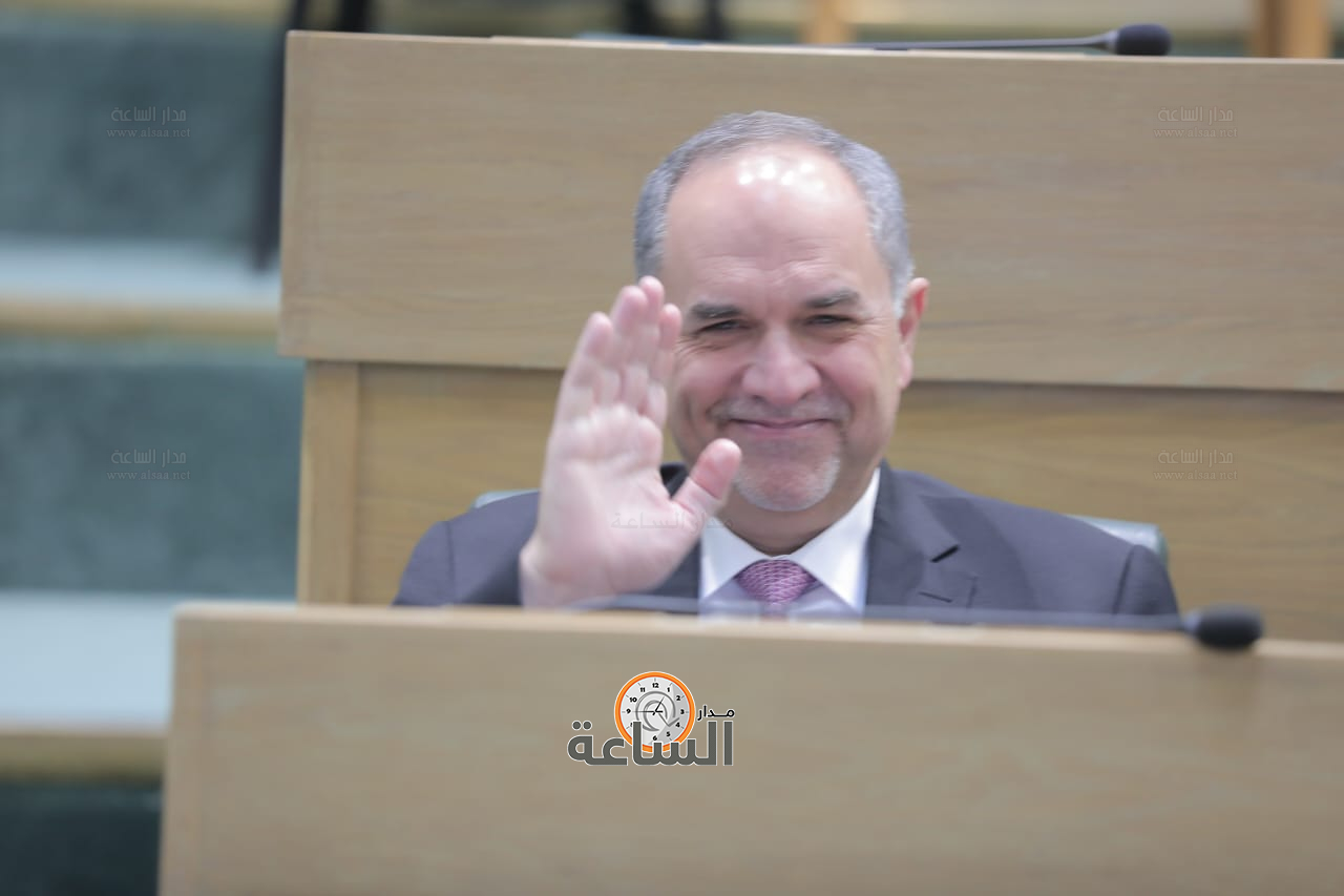 Madar Al-Saa Images 0.5175083567012779