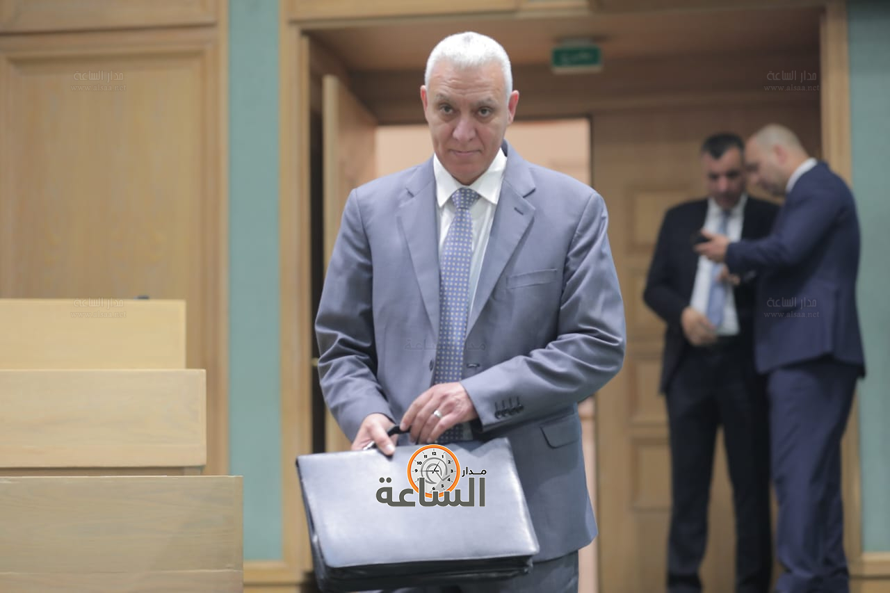 Madar Al-Saa Images 0.08894985818353696