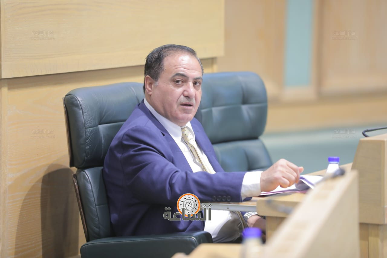 Madar Al-Saa Images 0.6823131401159256