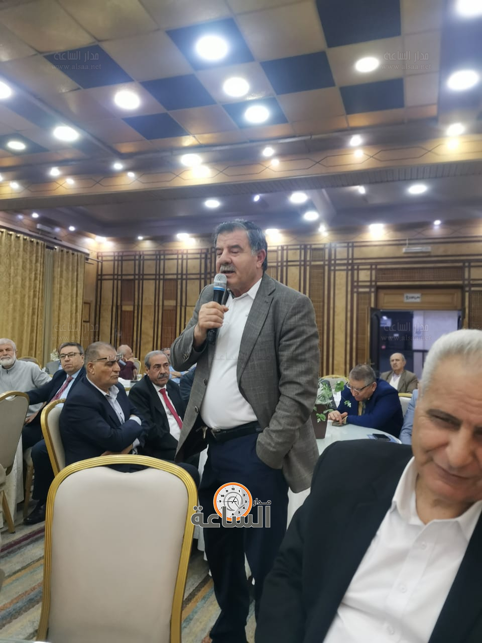 Madar Al-Saa Images 0.808027255283104