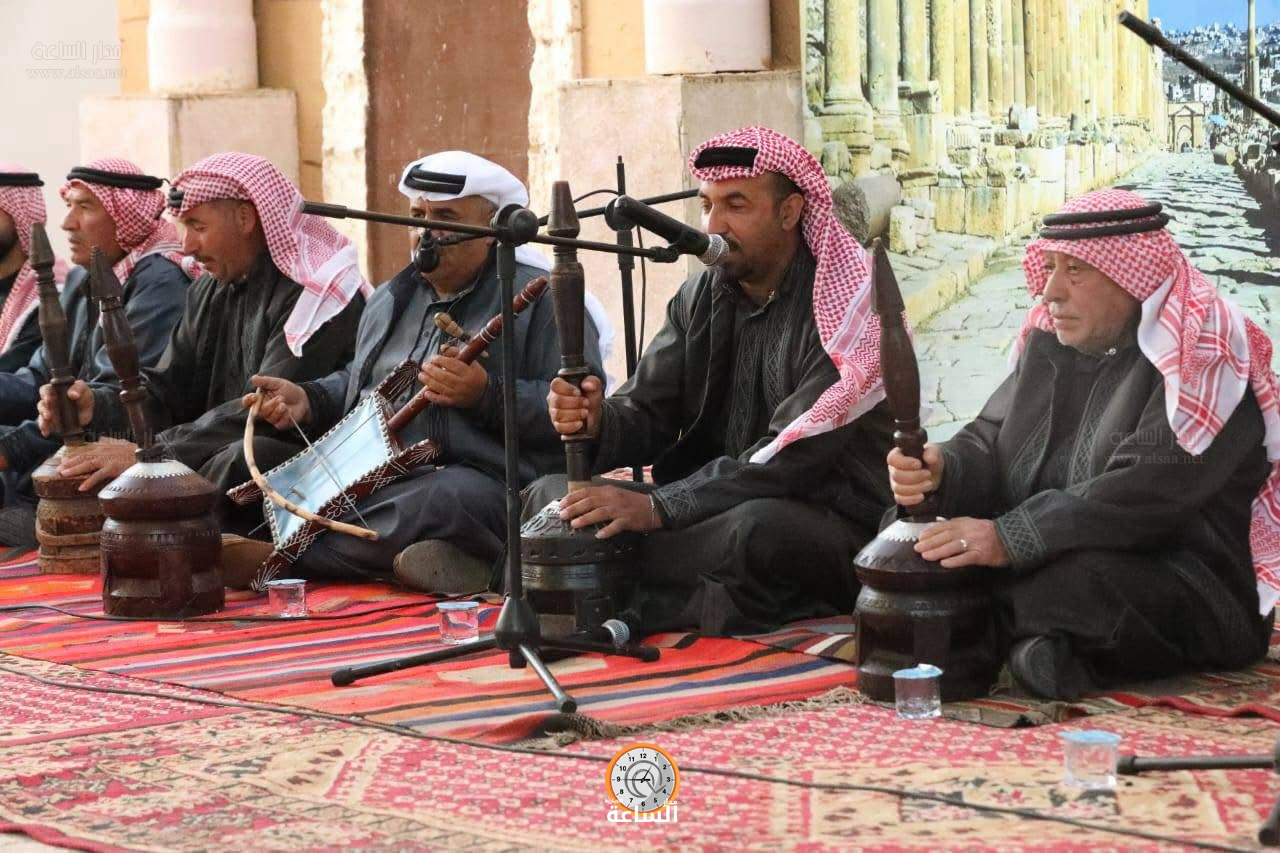 Madar Al-Saa Images 0.05289360420231182