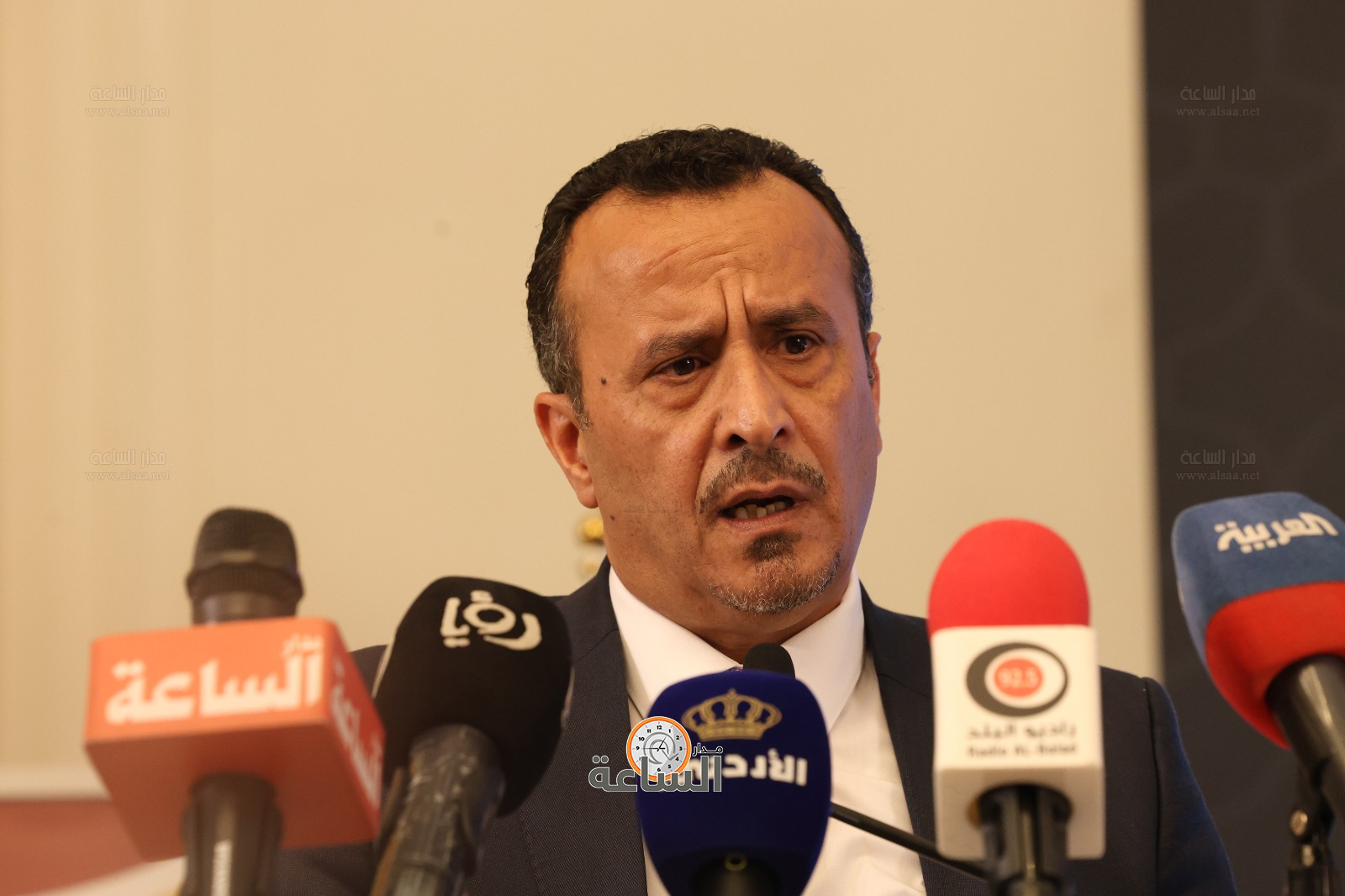 Madar Al-Saa Images 0.292456852797212