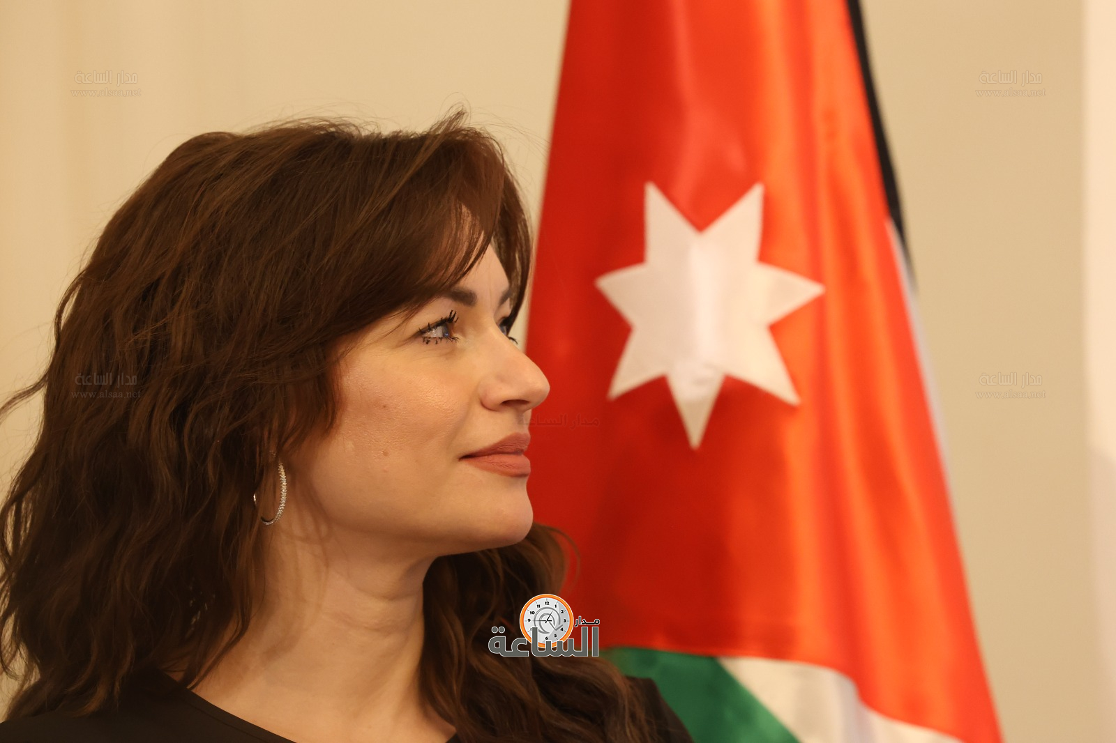 Madar Al-Saa Images 0.9701790711337169