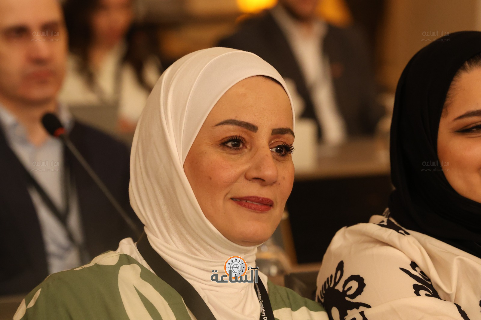 Madar Al-Saa Images 0.43527801373534014