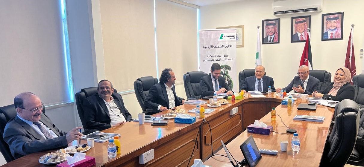 Madar Al-Saa Images 0.13037823112642077