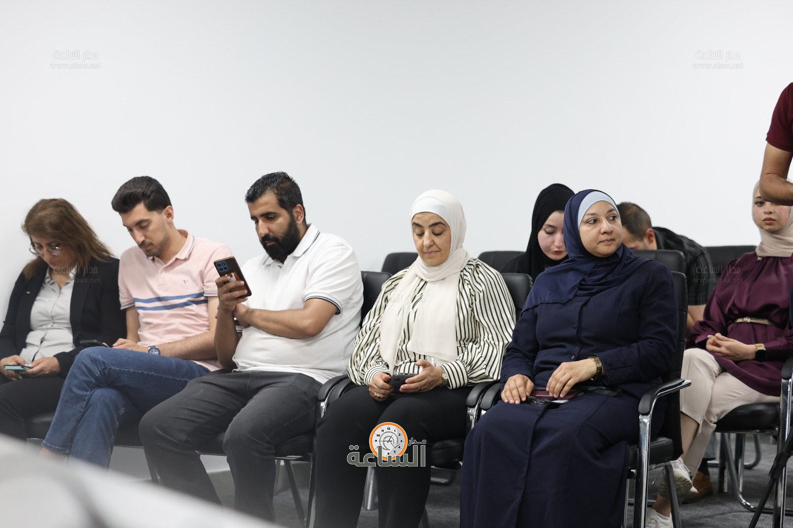 Madar Al-Saa Images 0.7612181236950728