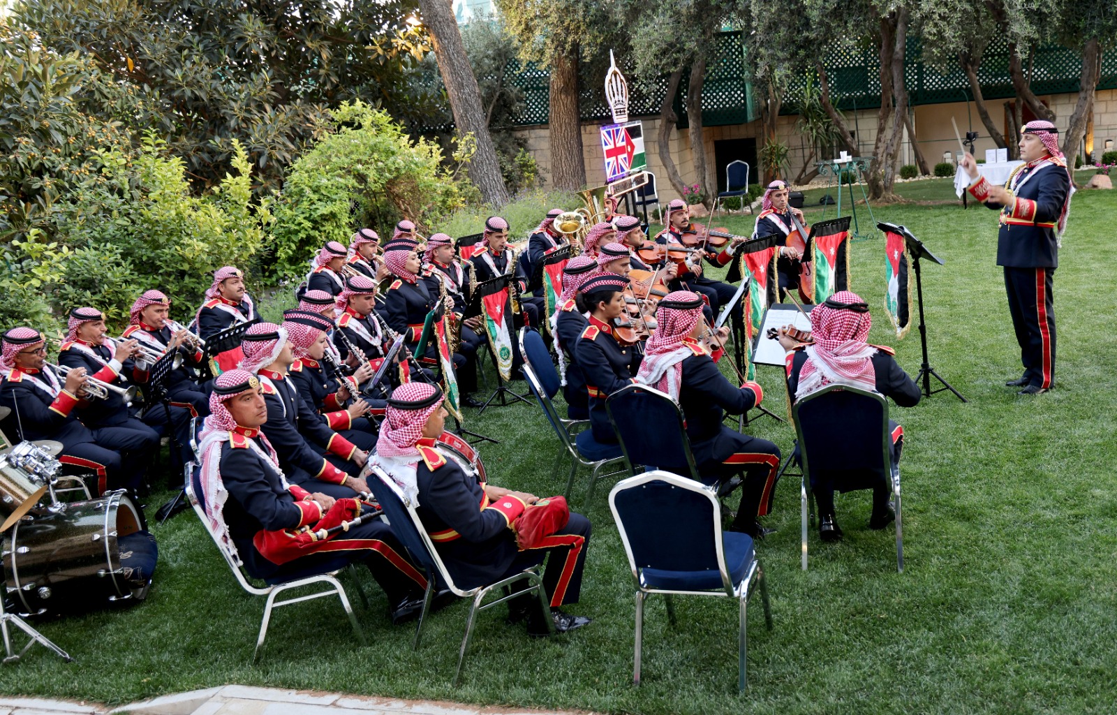 Madar Al-Saa Images 0.7301720760880394