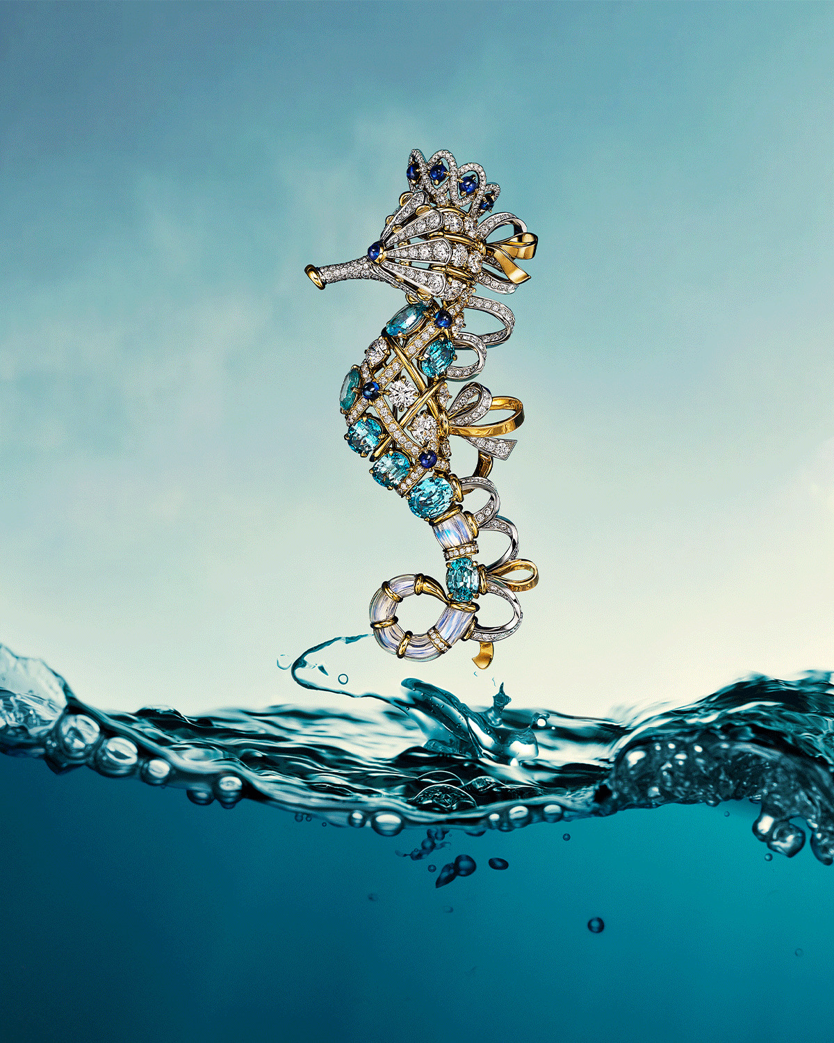 Madar Al-Saa Images 0.9398136058362226