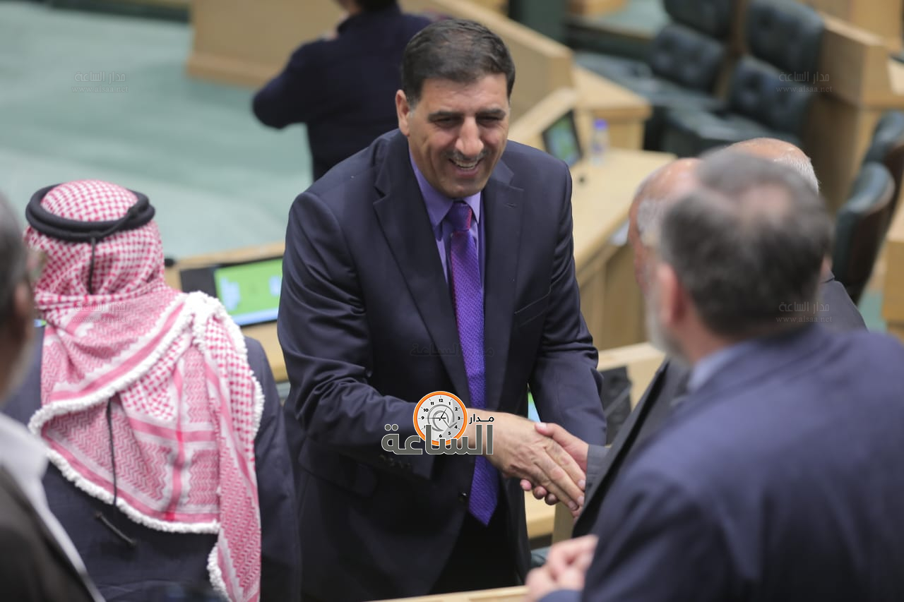 Madar Al-Saa Images 0.9974114208831636