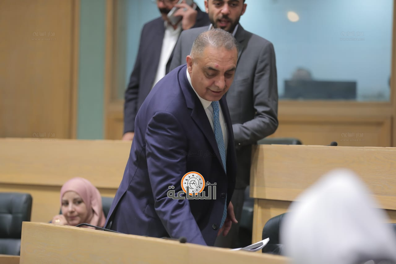 Madar Al-Saa Images 0.5149288368134342