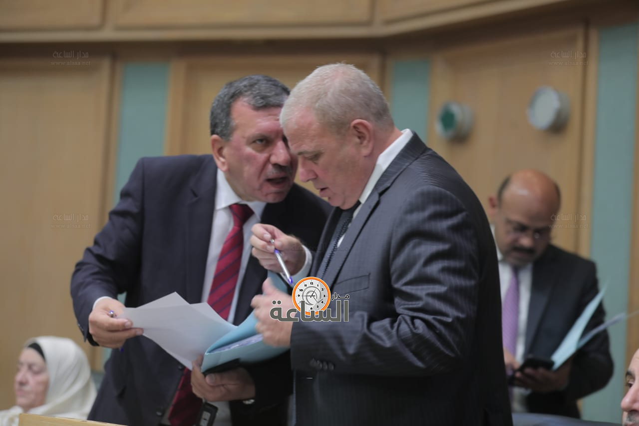 Madar Al-Saa Images 0.5829146250151572