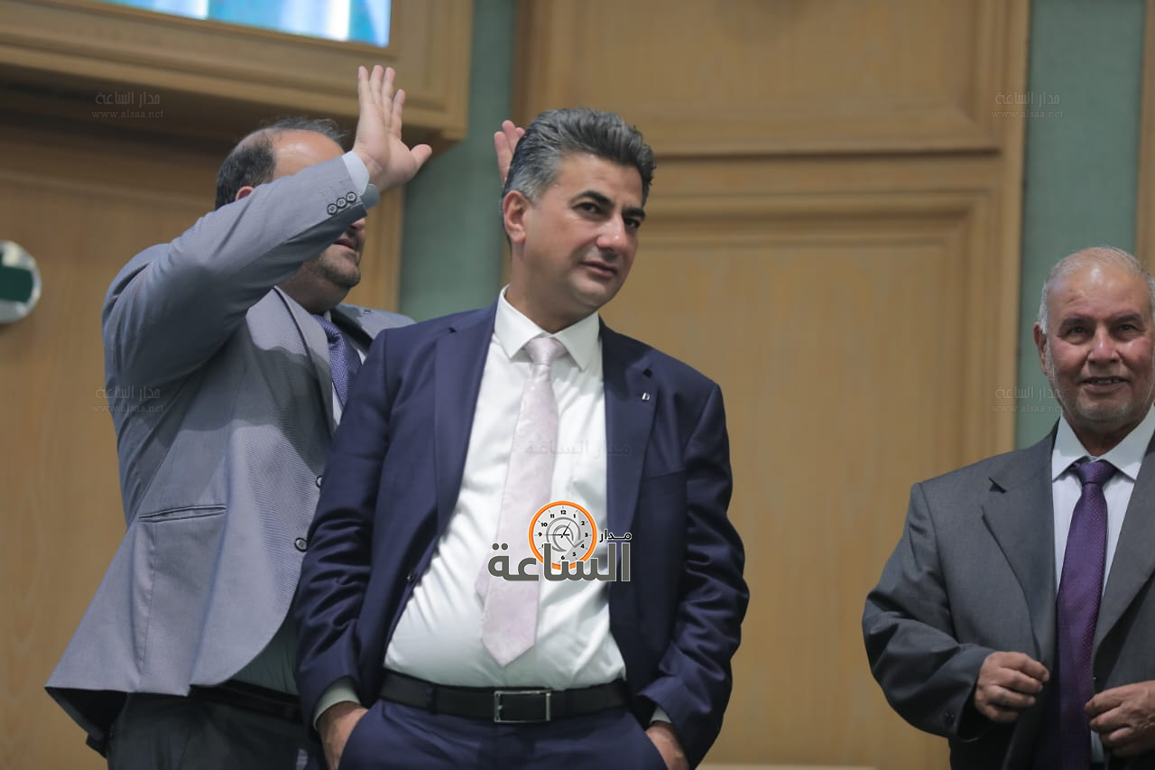 Madar Al-Saa Images 0.2654319286661224