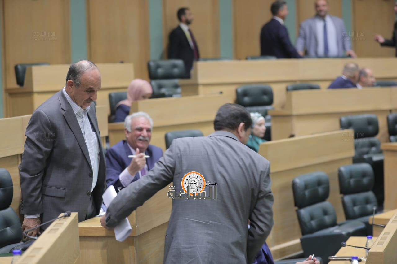 Madar Al-Saa Images 0.9764733095657804