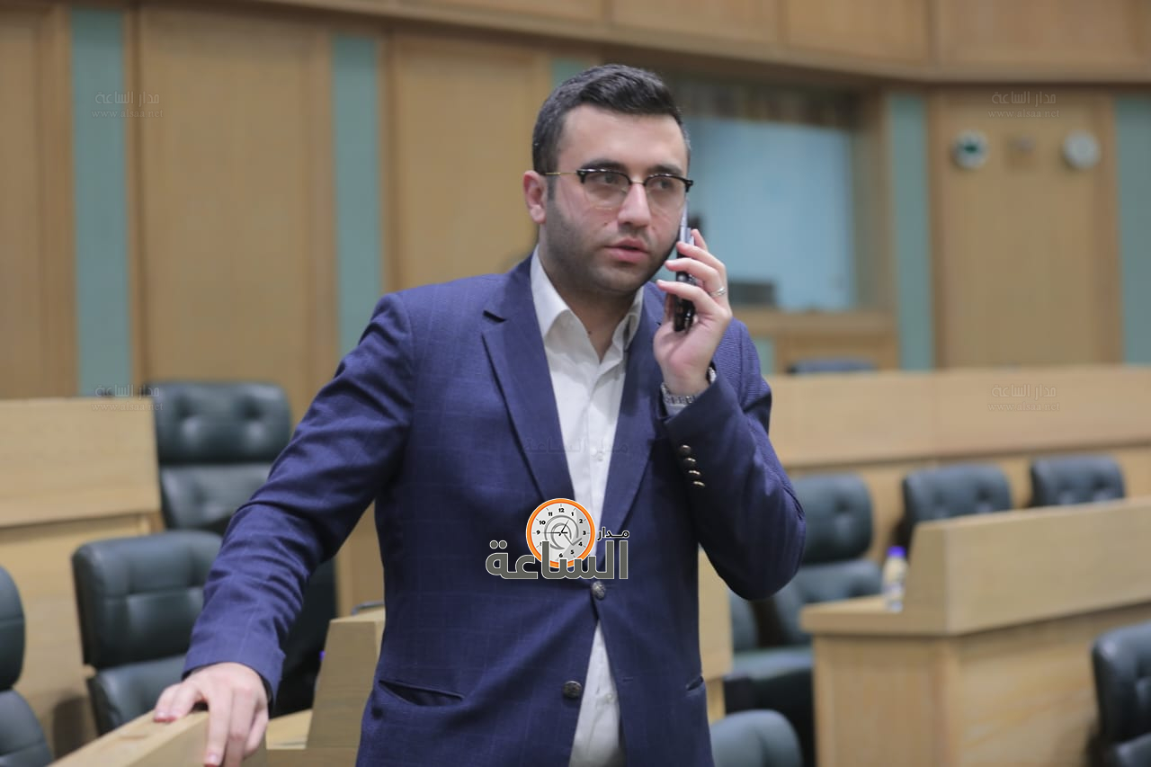 Madar Al-Saa Images 0.5581557074832403