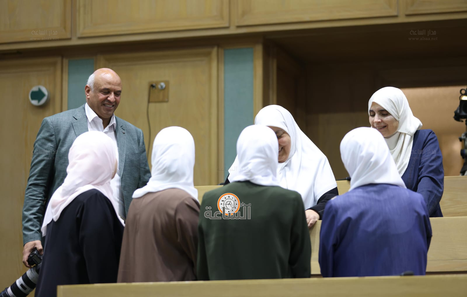 Madar Al-Saa Images 0.6177853711491078