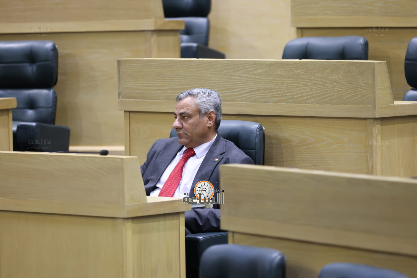 Madar Al-Saa Images 0.1337504486981691