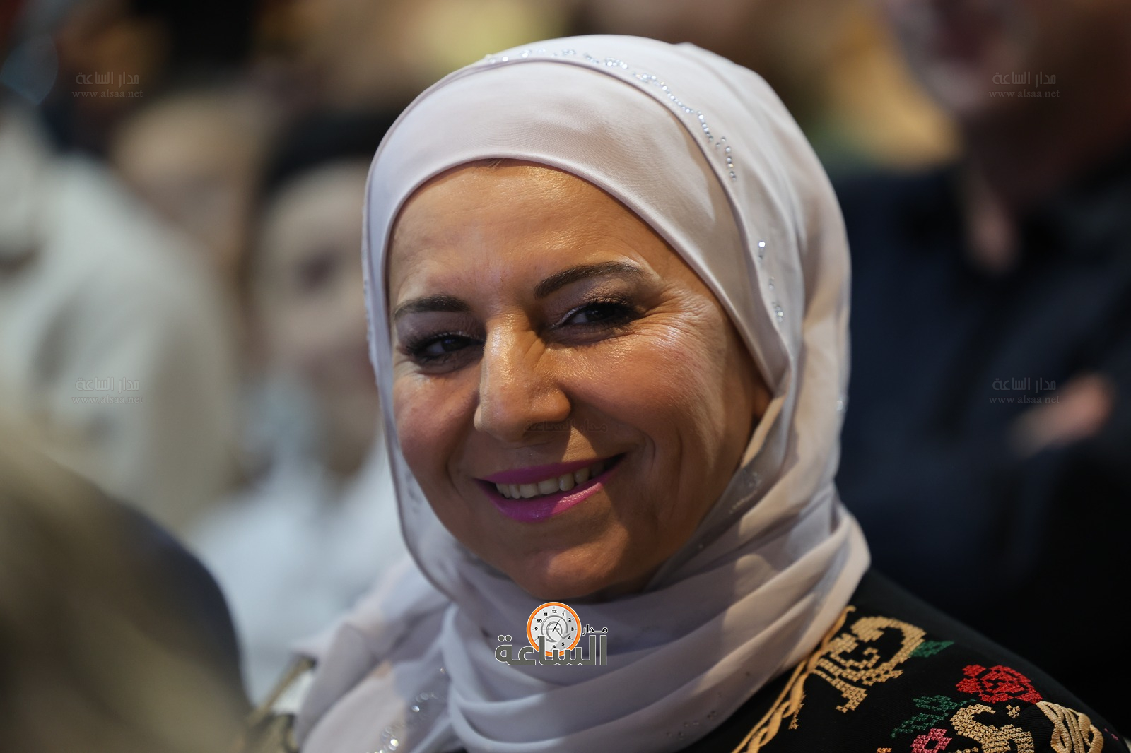 Madar Al-Saa Images 0.6205250259169056