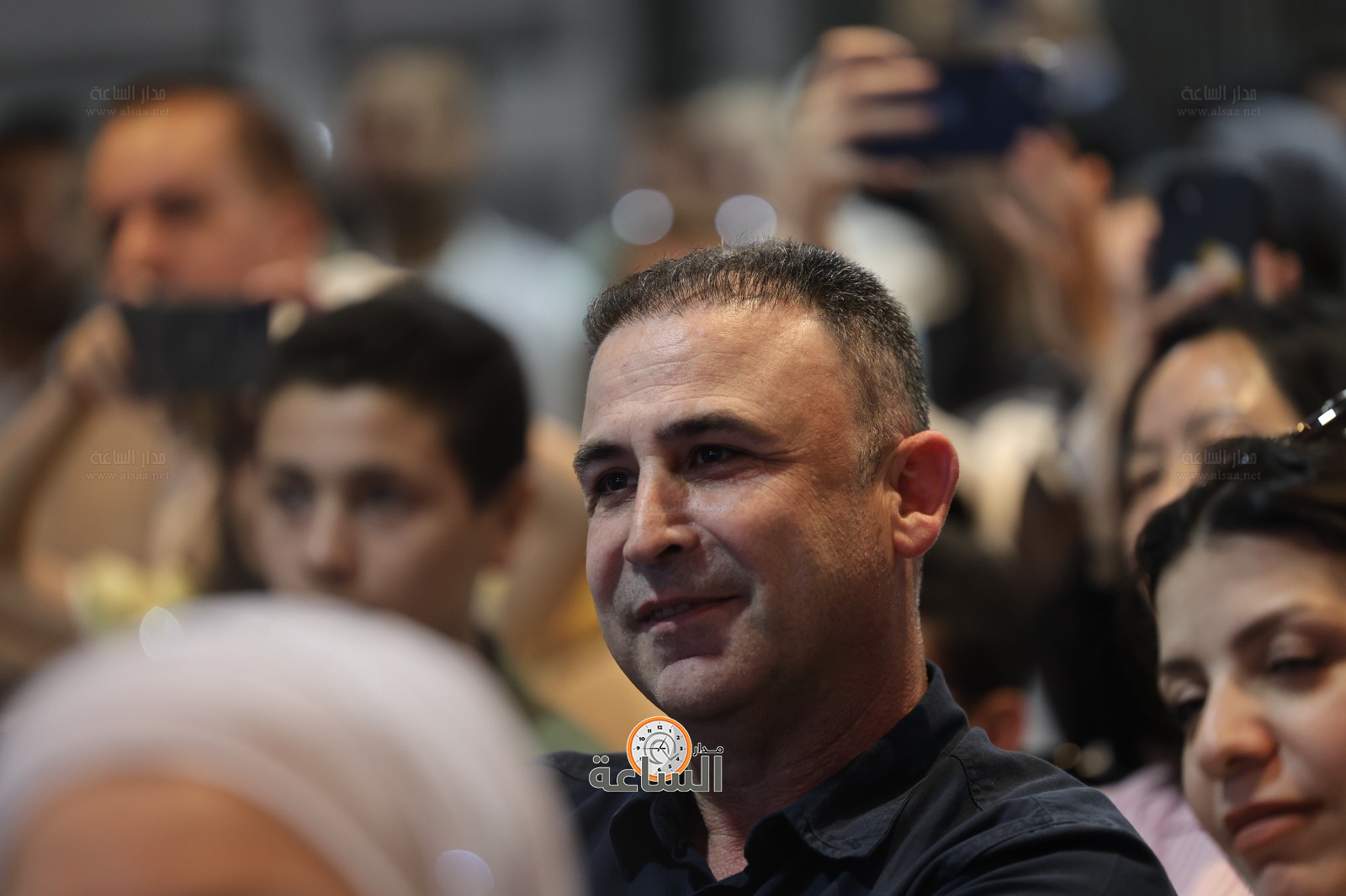 Madar Al-Saa Images 0.7457360405209011