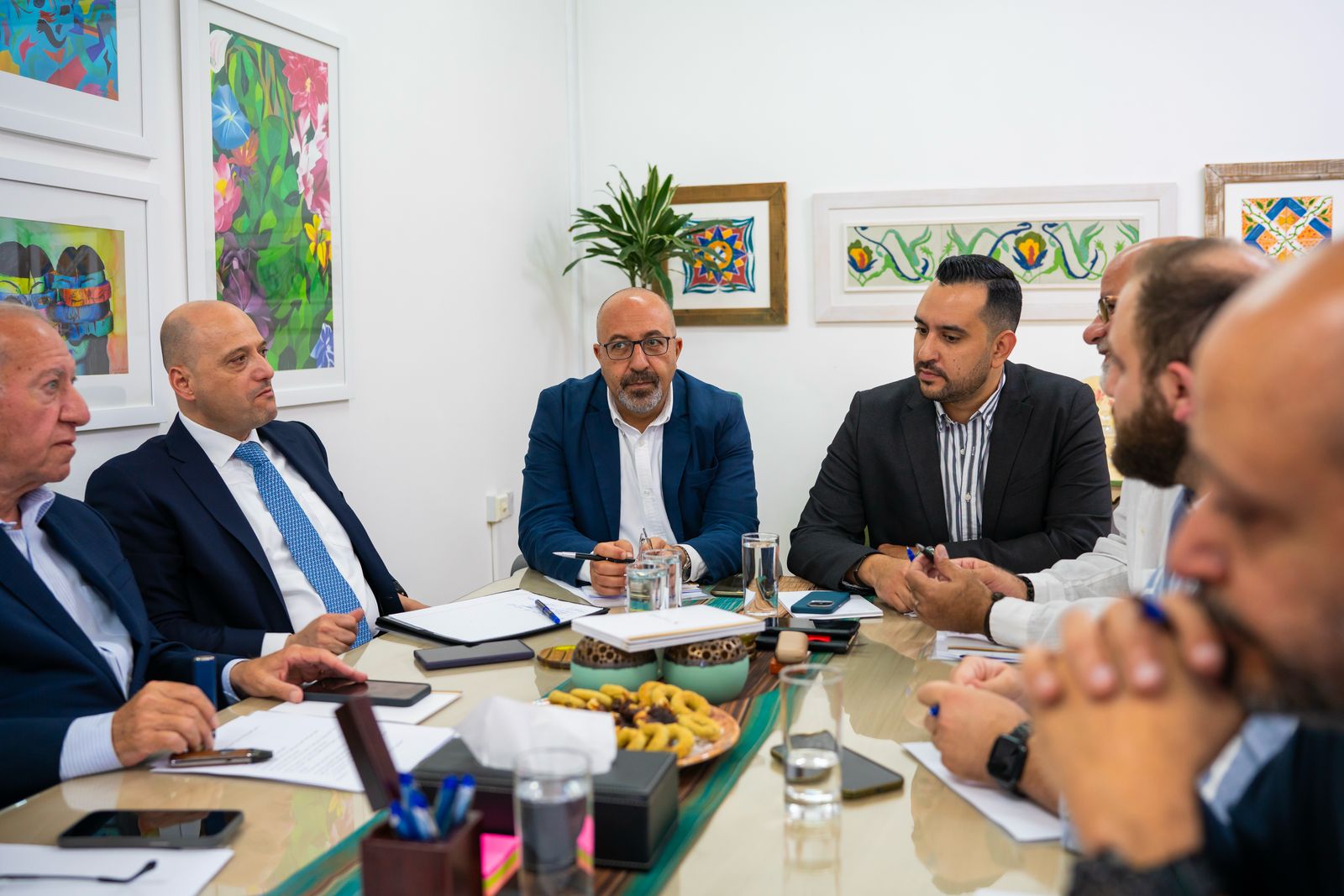 Madar Al-Saa Images 0.23225333486615984