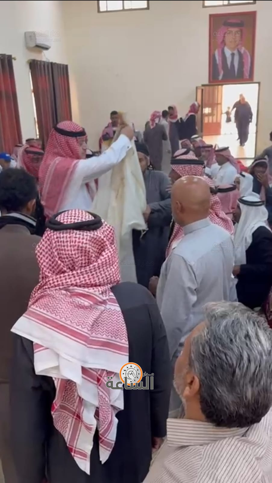 Madar Al-Saa Images 0.09719041917485005