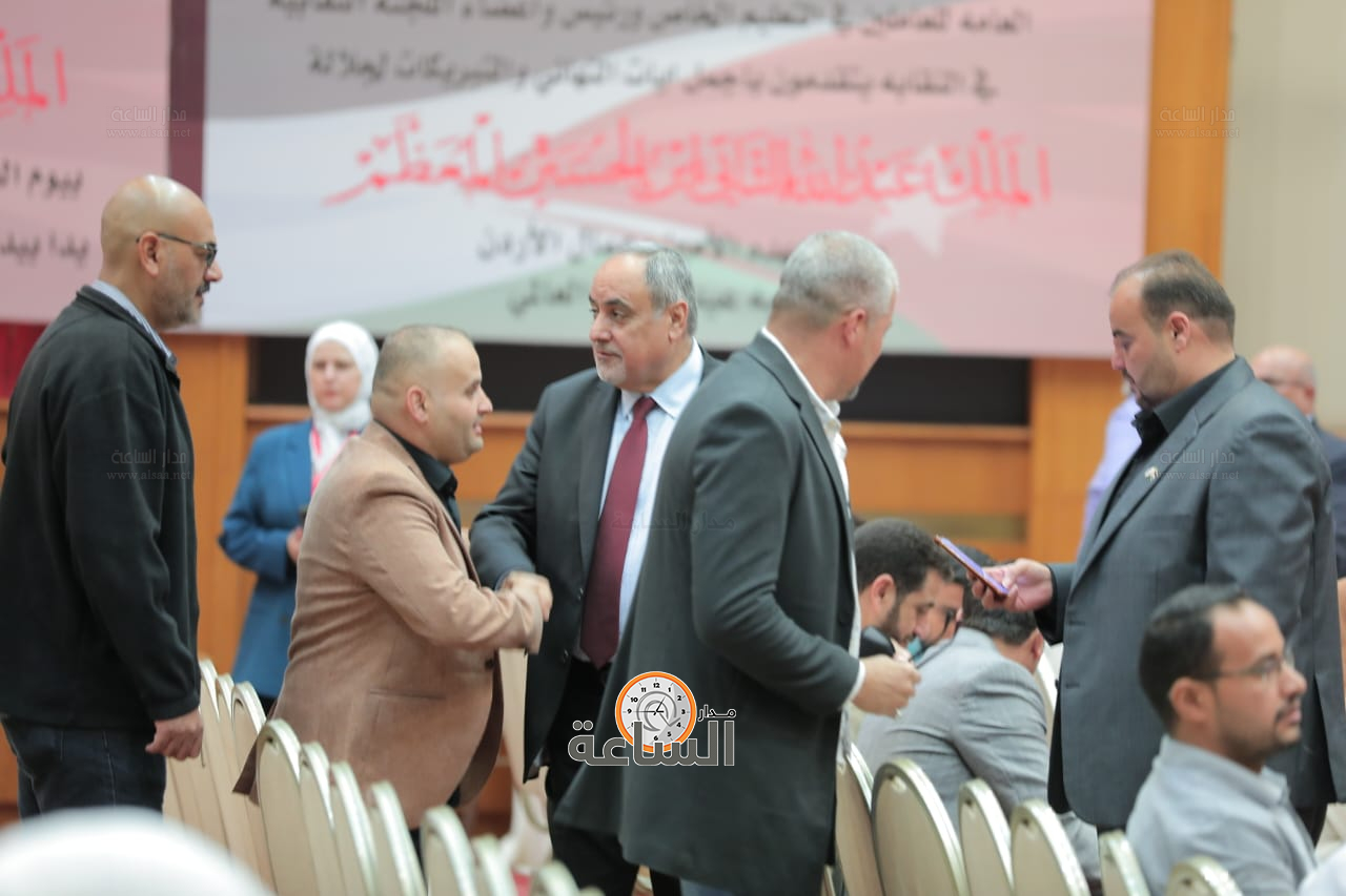 Madar Al-Saa Images 0.778254626182881