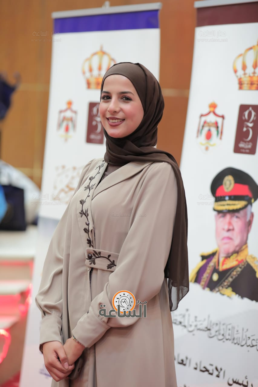 Madar Al-Saa Images 0.05071167892643702