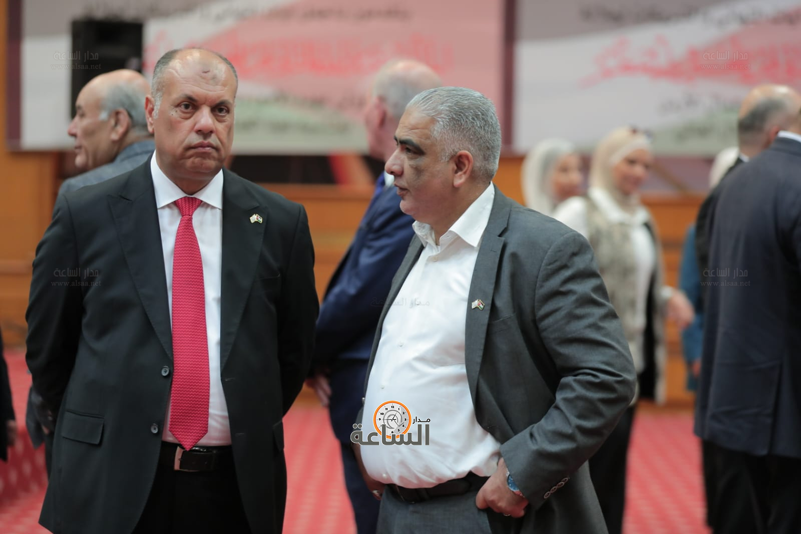 Madar Al-Saa Images 0.2824085626032279