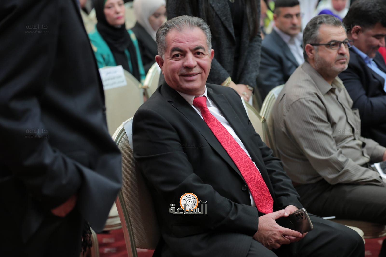 Madar Al-Saa Images 0.8645765406168981