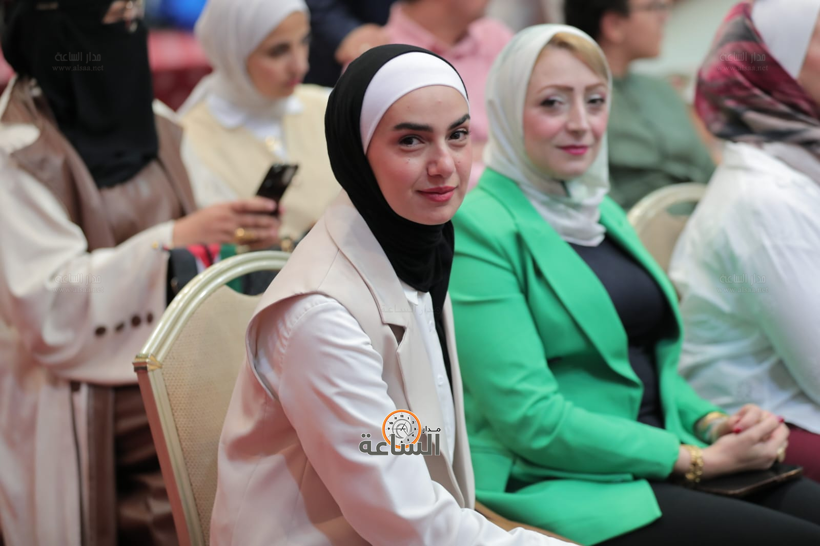 Madar Al-Saa Images 0.9124773052508364