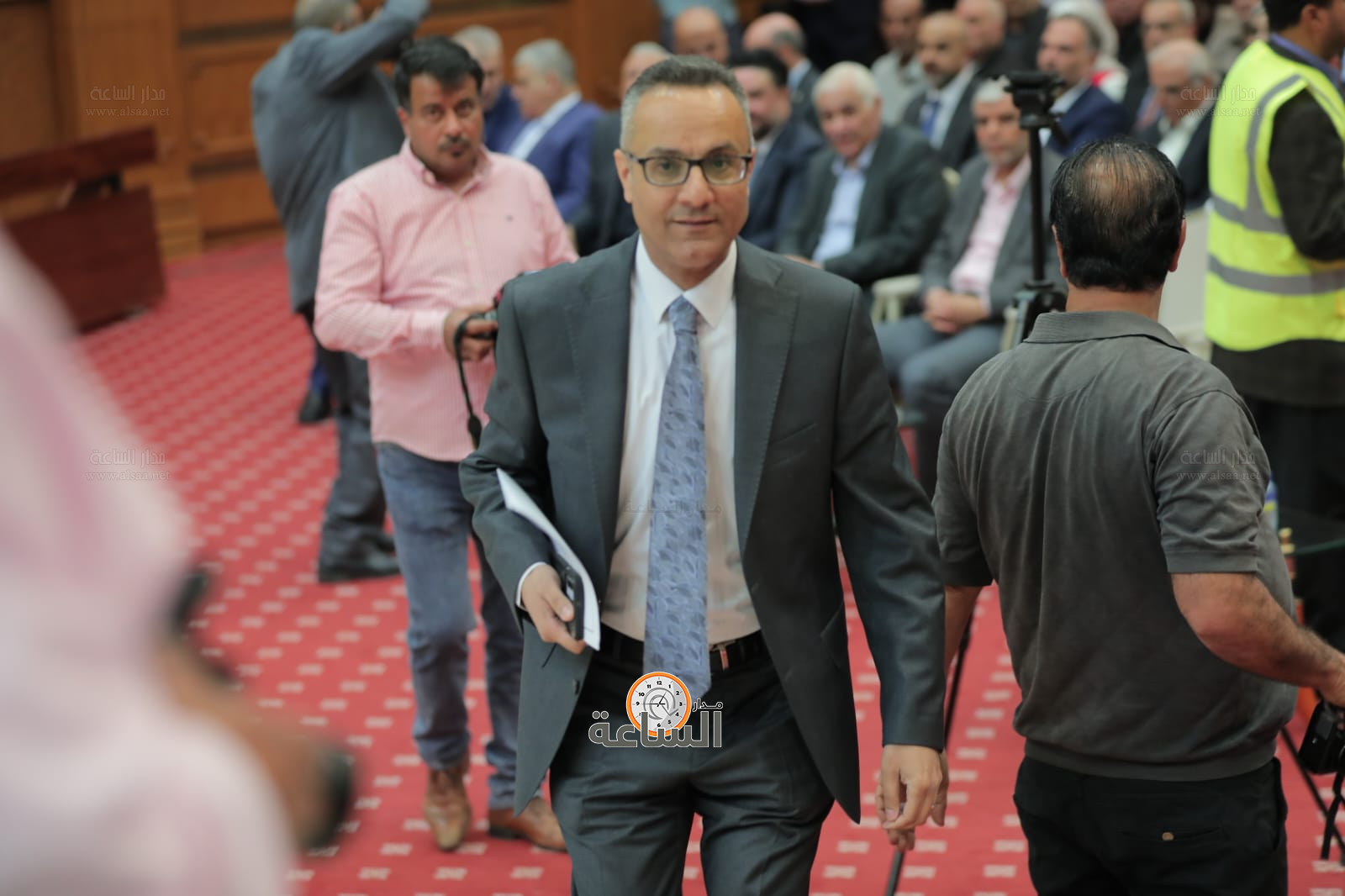 Madar Al-Saa Images 0.4144426616838939