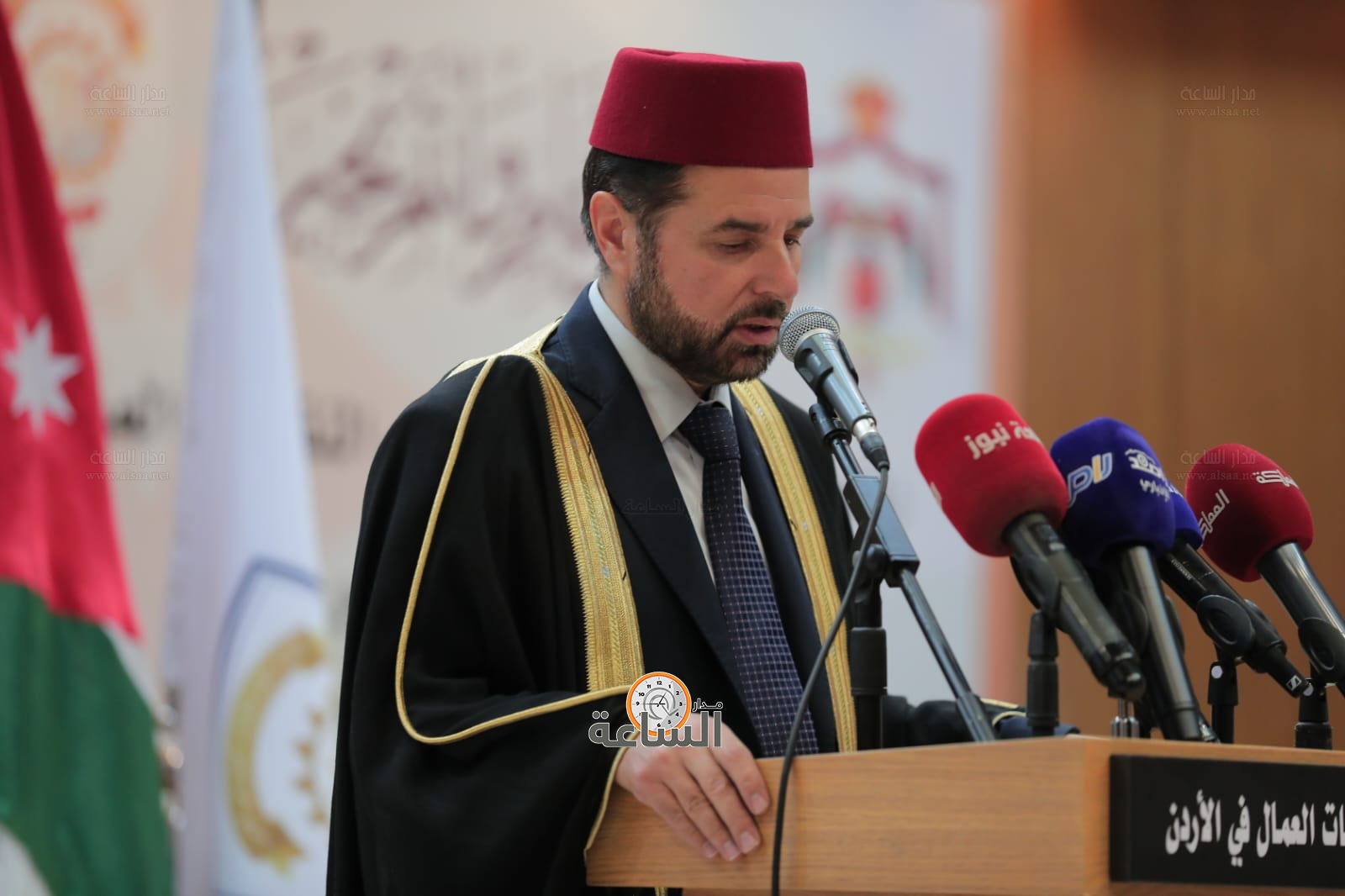 Madar Al-Saa Images 0.2510630799611504