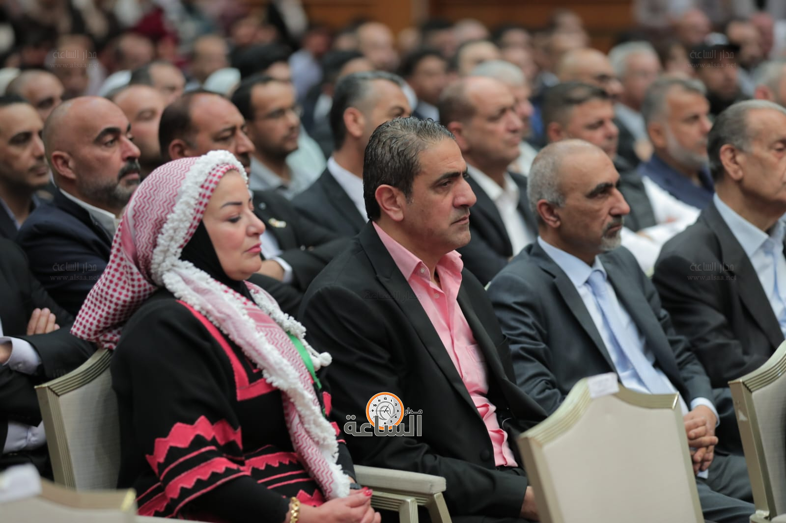 Madar Al-Saa Images 0.5854717520377067