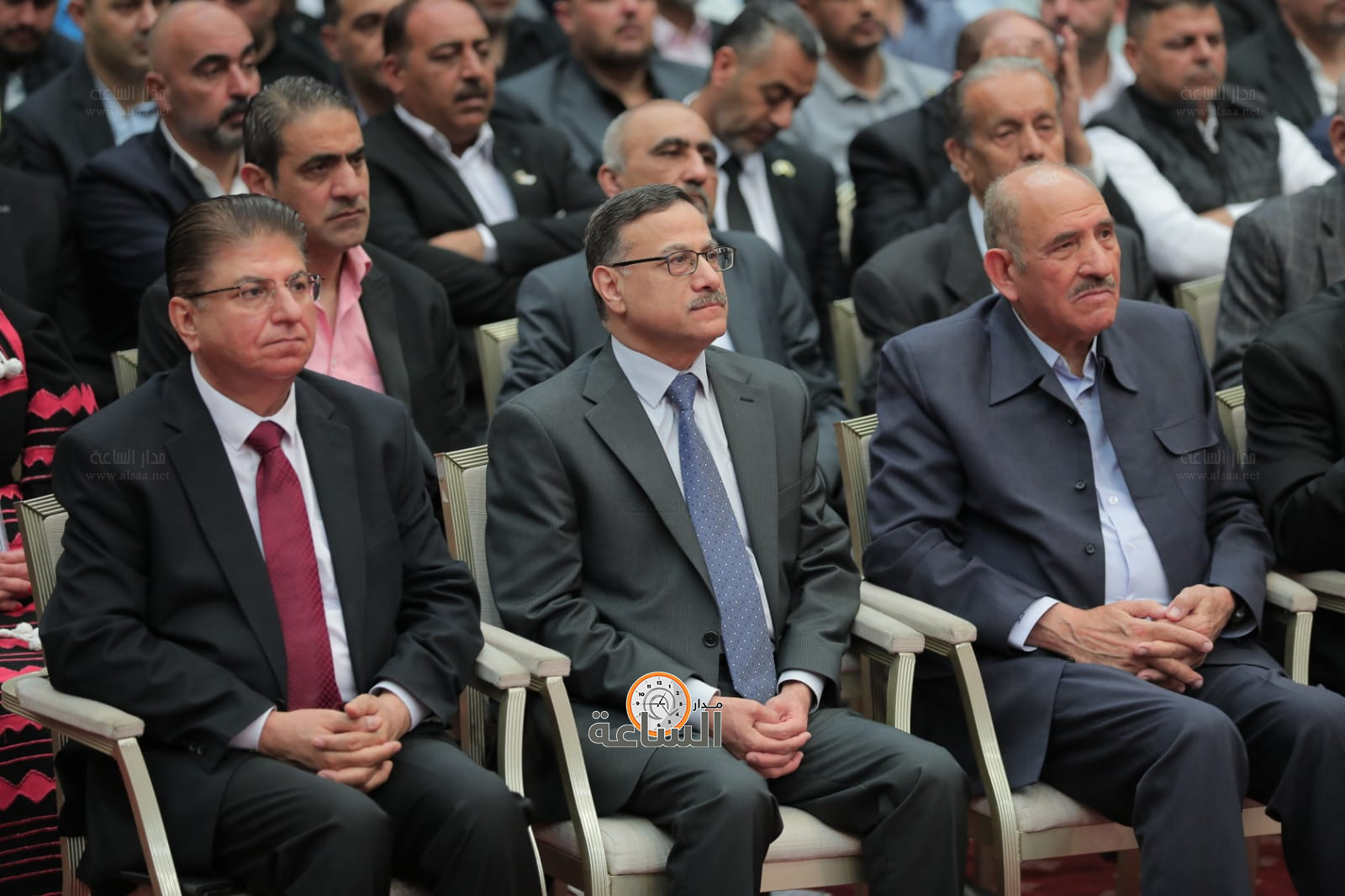 Madar Al-Saa Images 0.7132422744569629