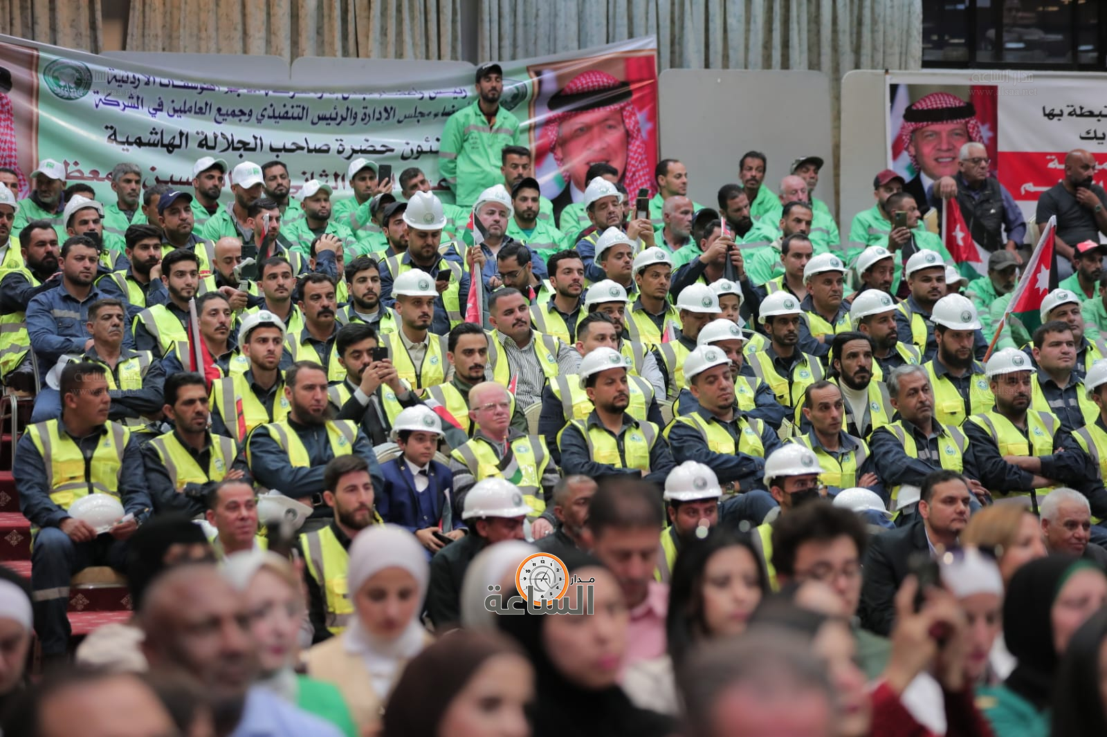 Madar Al-Saa Images 0.5000430630629085