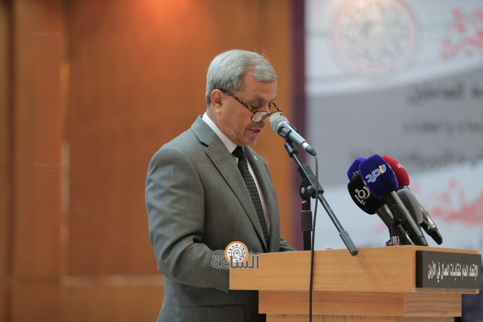 Madar Al-Saa Images 0.8492444693021668