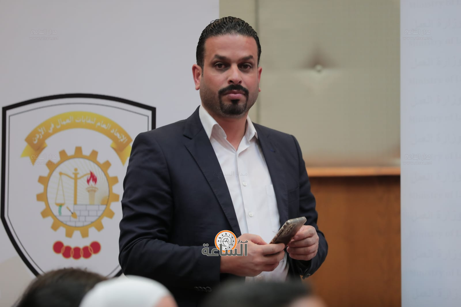 Madar Al-Saa Images 0.3289984849645772