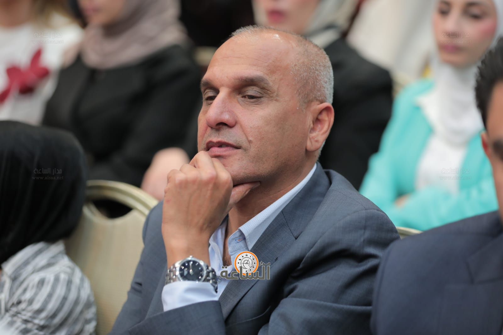 Madar Al-Saa Images 0.5663563239580064