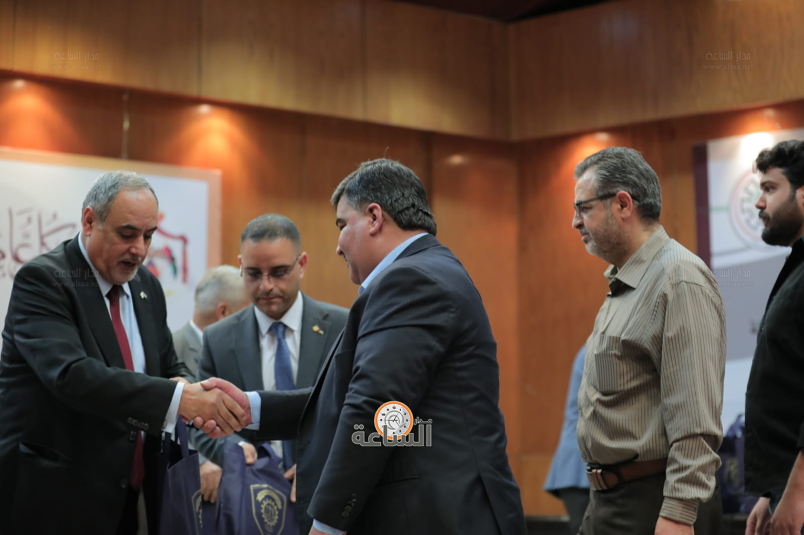 Madar Al-Saa Images 0.2179460374165728