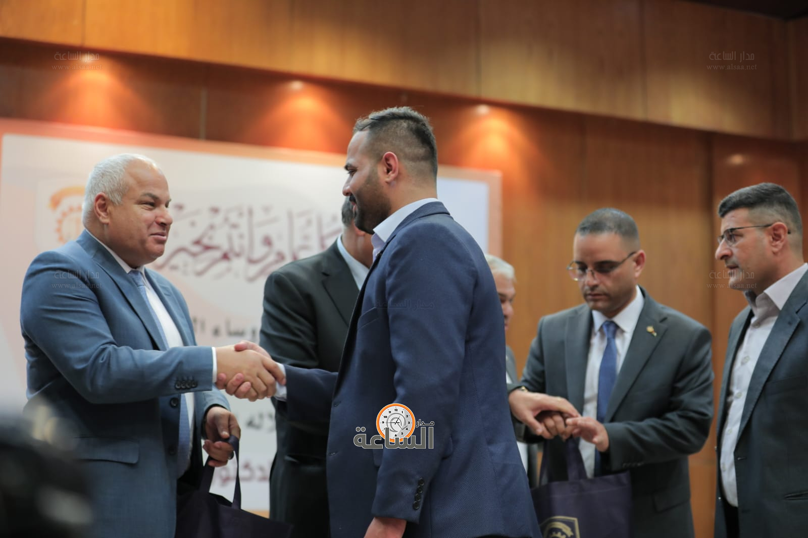 Madar Al-Saa Images 0.5924732381718797