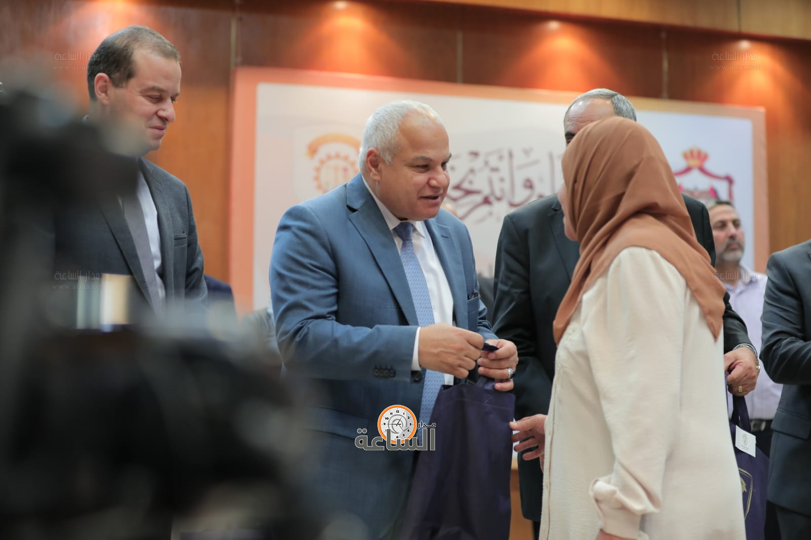 Madar Al-Saa Images 0.8007825823868401