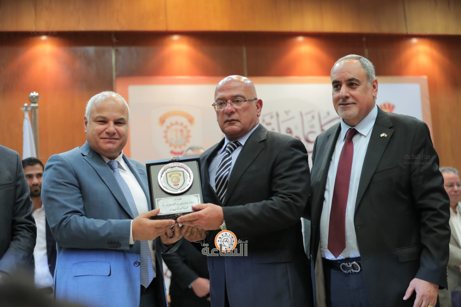 Madar Al-Saa Images 0.49770364942333645