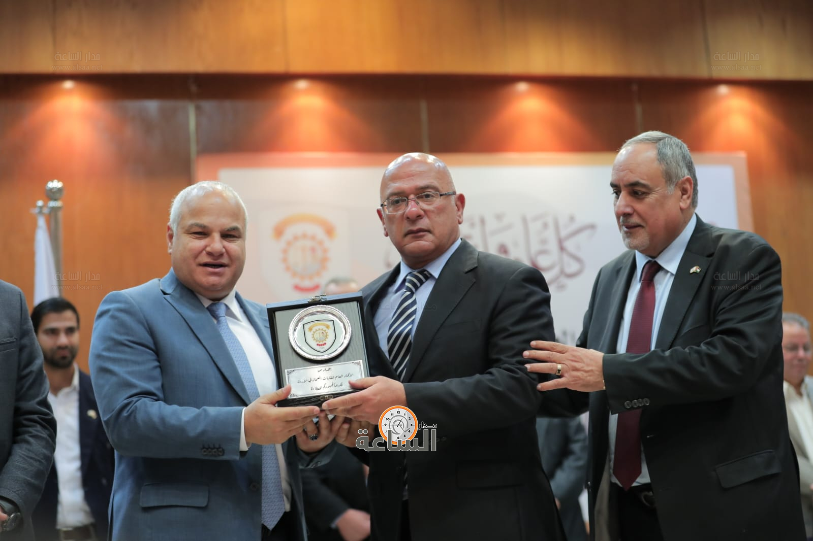 Madar Al-Saa Images 0.5250430457718468