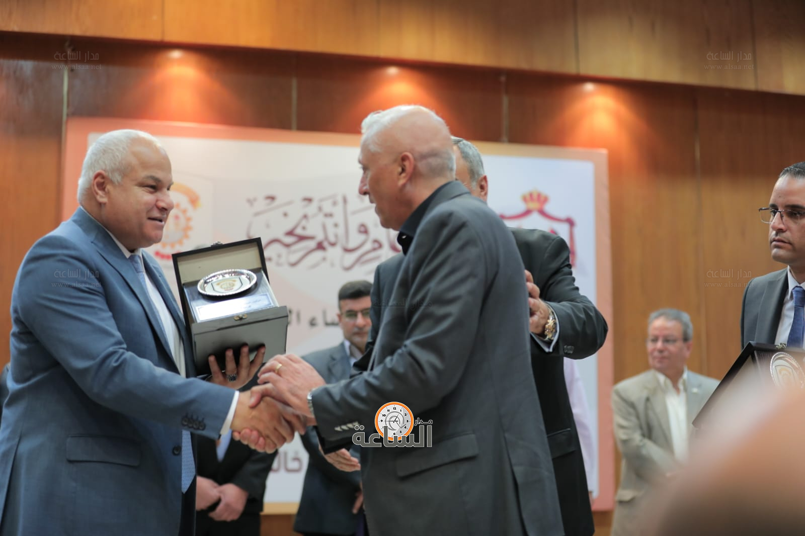 Madar Al-Saa Images 0.9827806530120846