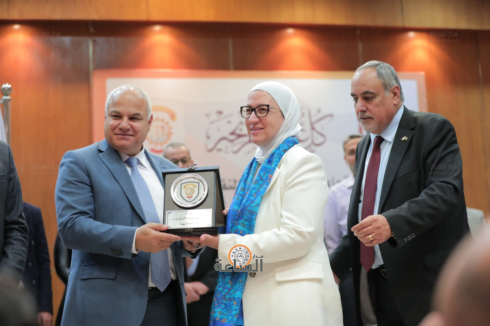 Madar Al-Saa Images 0.4427667849265209