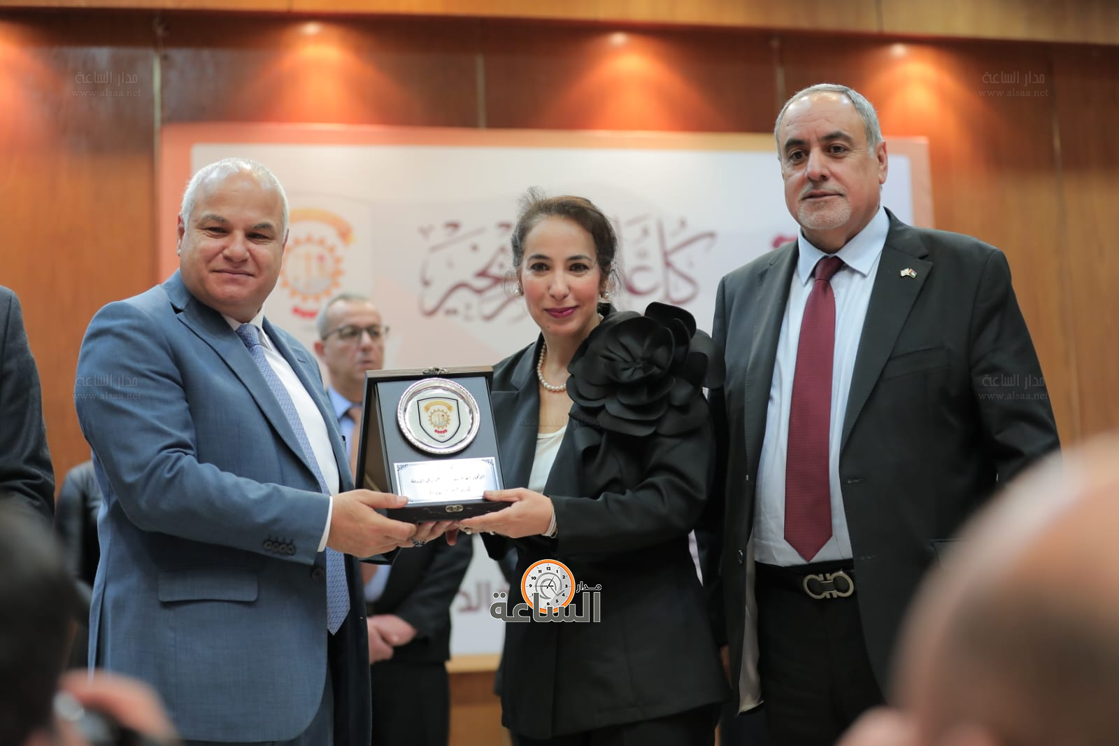 Madar Al-Saa Images 0.8812477778878152